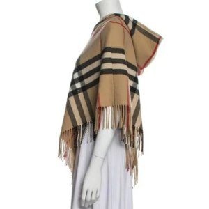 Burberry Plaid Print Poncho Size: One Size Hoodie Cape Scarf